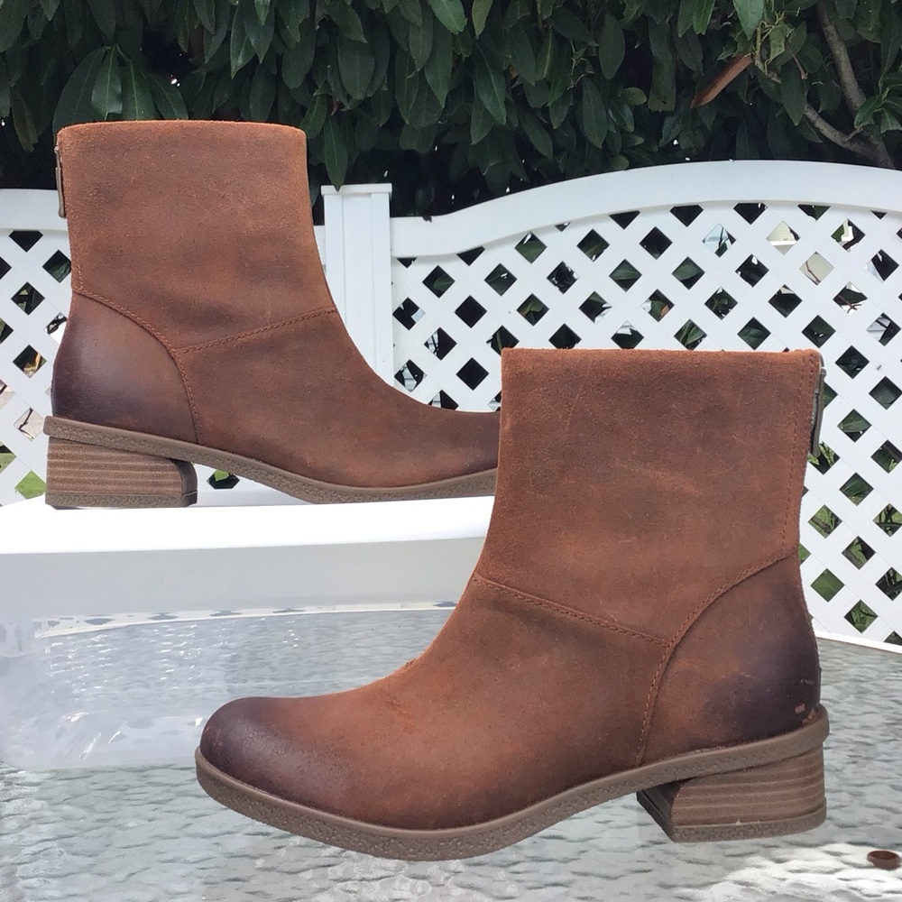 Dansko Brianne Boots Booties Like New Size 37 Brown